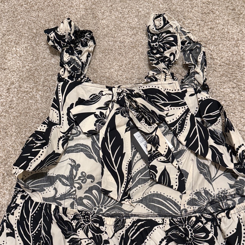 Who What Wear Floral Backless Dress in Black and Cream - Picture 5 of 5